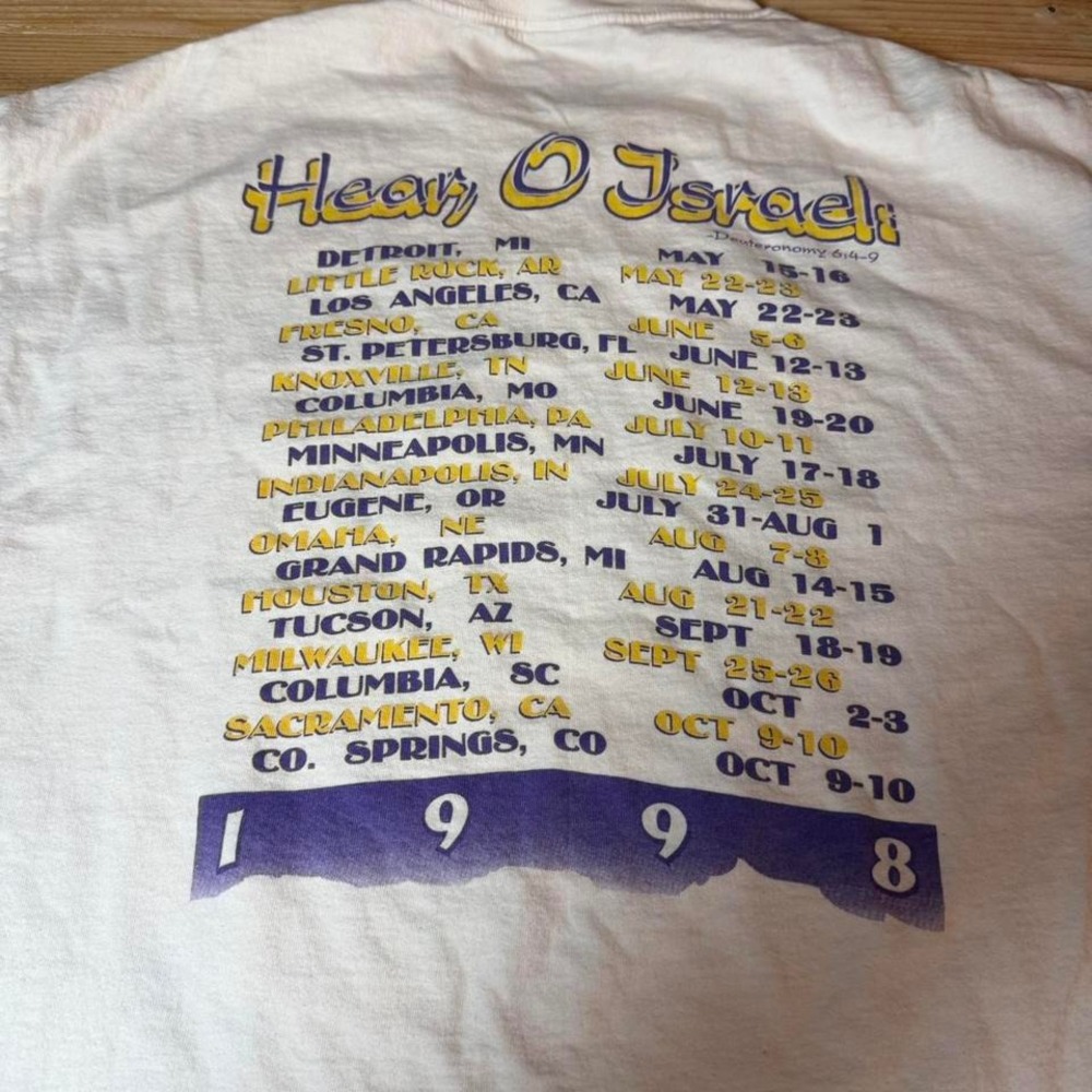 Vintage 1998 Jesus Tee "Live A Legacy / Hear O Israel" tee - Picture 6 of 6